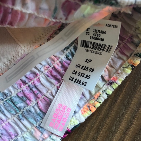 Victoria’s Secret PINK floral bralette size small - Picture 3 of 4